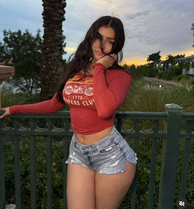 SERIOUS RElATIONSHIP ONLY🥰 40years and above only thanks - Image 3