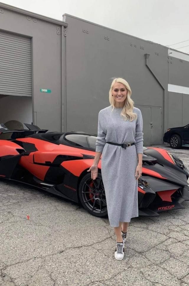 Christmas Empowerment ❤️(philantropist Kate) - Image 3